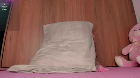 Snapshot of cassiee_love chatting on 03.11.25 cassiee_love online show from 03.11.25