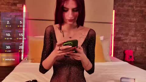 Cassie online show from 09.23.25