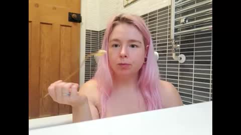 Snapshot of cassieluna chatting on 02.02.26 Cassie online show from 02.02.26