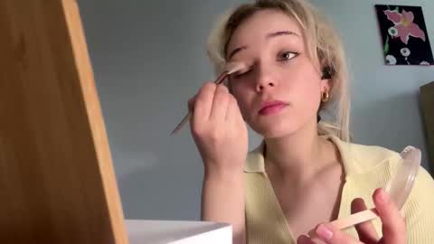 Snapshot of cassijent chatting on 03.07.26 Olivia online show from 03.07.26