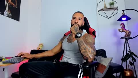Snapshot of casticatheking chatting on 02.07.25 Matheo Brown online show from 02.07.25