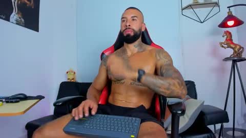 Snapshot of casticatheking chatting on 02.12.25 Matheo Brown online show from 02.12.25