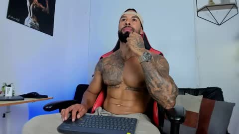 Snapshot of casticatheking chatting on 03.05.25 Matheo Brown online show from 03.05.25