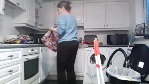 Snapshot of casuallyunhinged36 chatting on 02.10.26 Bakewell Trixie online show from 02.10.26