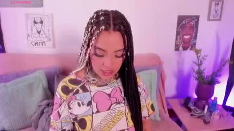 Cata green model independient online show from 06.16.26
