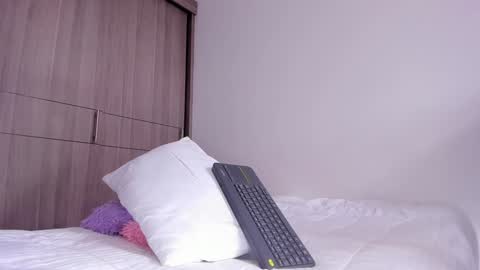 cata_n_cami online show from 12.08.24