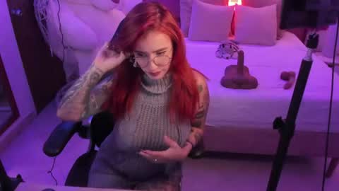 Snapshot of catalehia_moonlightt chatting on 07.15.26 Catalehia online show from 07.15.26