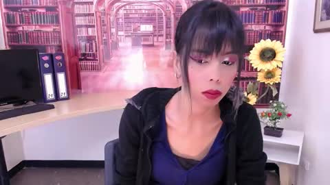 Snapshot of catalella_ar chatting on 09.09.25 Queen Catalella online show from 09.09.25