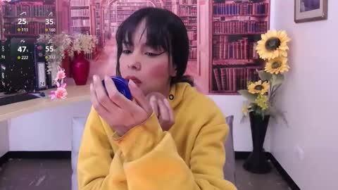 Snapshot of catalella_ar chatting on 09.16.25 Queen Catalella online show from 09.16.25