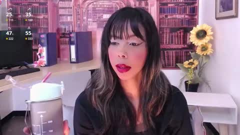 Snapshot of catalella_ar chatting on 09.26.25 Queen Catalella online show from 09.26.25