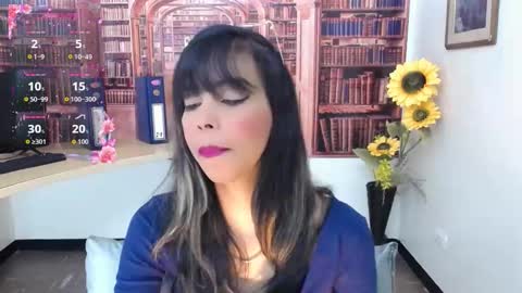 Snapshot of catalella_ar chatting on 10.09.25 Queen Catalella online show from 10.09.25