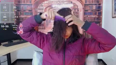 Queen Catalella online show from 12.23.25