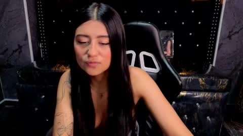 Snapshot of catalella_little_b chatting on 06.03.26 catalella_little_b online show from 06.03.26