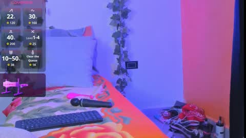 cataleya19__ online show from 10.14.25