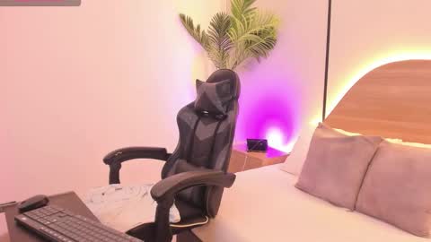 Snapshot of cataleya_castle chatting on 03.03.26 C A T E online show from 03.03.26