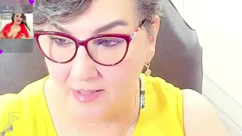 Snapshot of cataleya_mom_ chatting on 07.31.26 cataleya online show from 07.31.26
