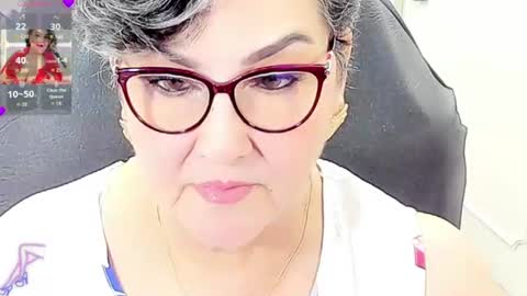 Snapshot of cataleya_mom_ chatting on 08.02.26 cataleya online show from 08.02.26
