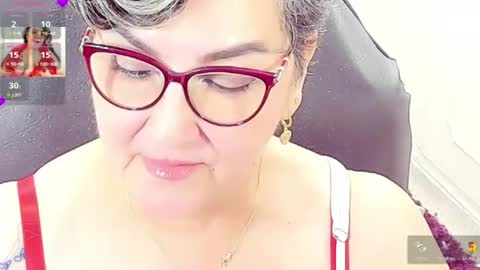 Snapshot of cataleya_mom_ chatting on 08.04.26 cataleya online show from 08.04.26