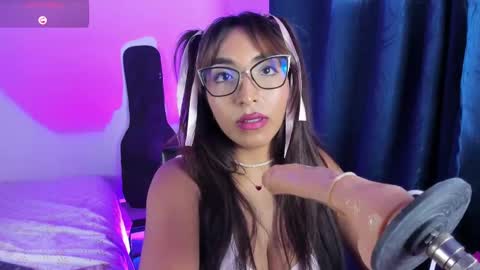 Cata  Monday- Saturday   On line at 0100pm-0700pm online show from 03.08.25