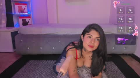 Snapshot of catalina_naughtyy chatting on 01.20.25 Catalina online show from 01.20.25