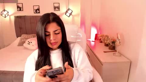 Snapshot of catalina_naughtyy chatting on 09.12.25 Catalina online show from 09.12.25