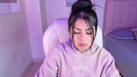 Snapshot of catalina_naughtyy chatting on 11.23.25 Catalina online show from 11.23.25