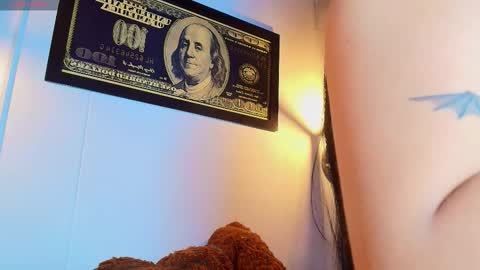 Snapshot of catalina_santana20 chatting on 03.18.26 Catalina online show from 03.18.26