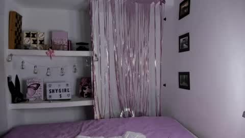 Snapshot of catalinagarciaa chatting on 02.28.25 Catalina Garcia online show from 02.28.25