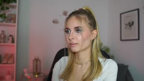 catecrago  online show from 02.19.25