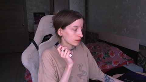 Snapshot of cath_dysphoria_ chatting on 06.04.26 CATH online show from 06.04.26