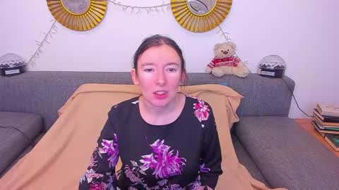 Catrin online show from 11.20.25