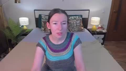 Catrin online show from 07.24.26