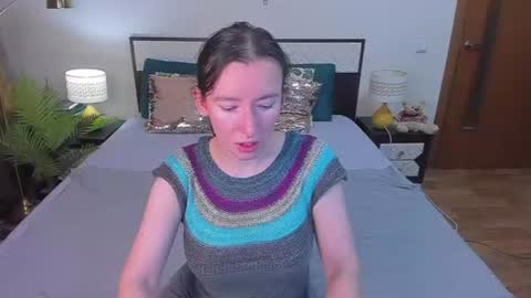 Catrin online show from 07.28.26