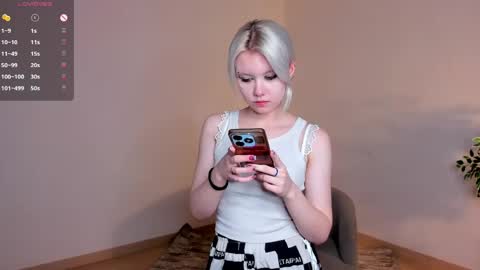 Mia online show from 05.15.26