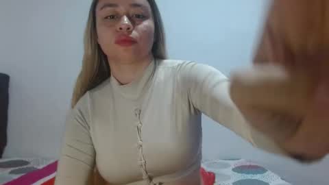 Snapshot of cathot1998 chatting on 03.24.26 cathot1998 online show from 03.24.26