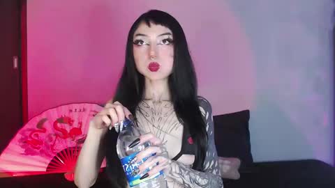 Cati help me reach my goal of 100 thumbs up again 3 online show from 12.22.24