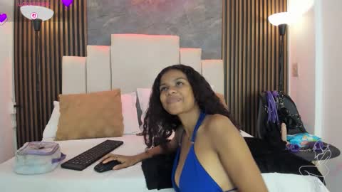 catiusca_reyes_03 online show from 02.24.26