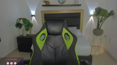 Juliana online show from 12.30.24