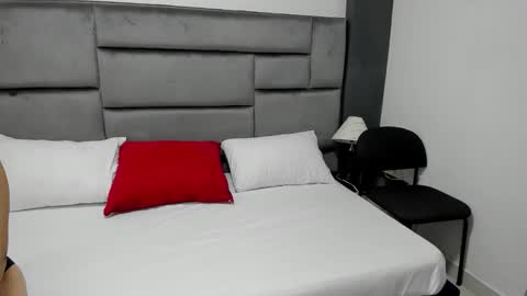 Snapshot of catleyasmith chatting on 01.11.26 Catleya online show from 01.11.26