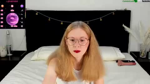 Snapshot of catmintlush chatting on 08.05.26 CatmintLush online show from 08.05.26