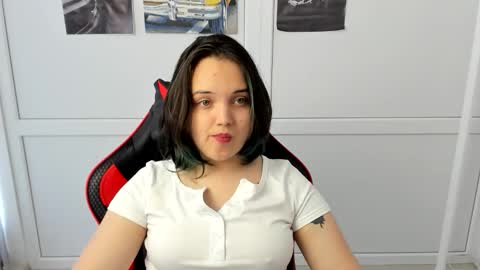 Snapshot of catrine_cute chatting on 05.06.26 Catrine online show from 05.06.26
