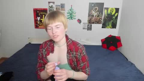 cattie_w_ online show from 04.16.26