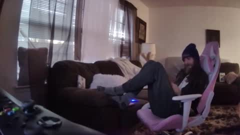 Snapshot of cattywompiscreations chatting on 01.14.25 zatbabydaddy online show from 01.14.25