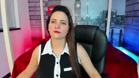 Snapshot of caty_sex4u chatting on 07.28.26 caty online show from 07.28.26
