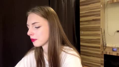 Polly online show from 03.25.26