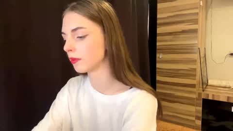 Polly online show from 03.31.26