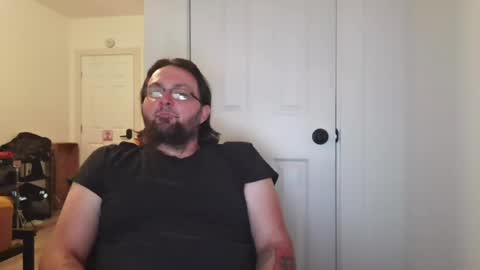 caz_corvidae online show from 07.04.26