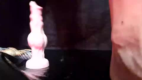 Snapshot of cbtmancan chatting on 02.06.25 cbtmancan online show from 02.06.25