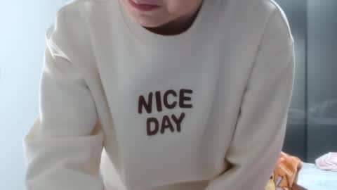 Snapshot of cbz112233 chatting on 12.11.24 ANNYANNY online show from 12.11.24