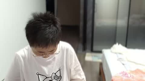 Snapshot of cbz112233 chatting on 09.11.25 ANNYANNY online show from 09.11.25